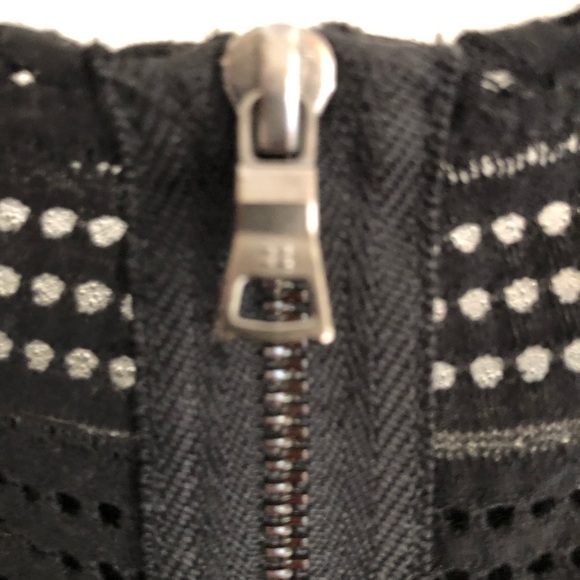 BCBGMaxAzria Evia Black Peplum Top XXS - Picture 8 of 10